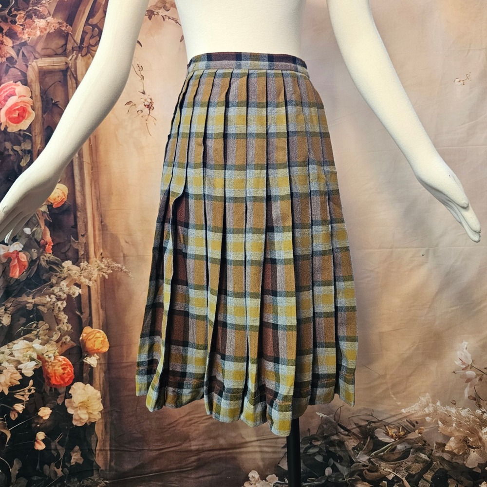 Vintage 1950s Plaid Pleated Skirt Wool Earth Tone Mustard Tan Dark Academia